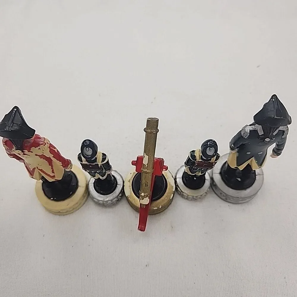 Chess Pieces American Revolutionary War Of Independence British Soldiers Canon